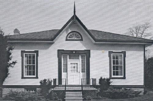 Front facade, Hooey Cottage; Heritage Port Hope, 2007