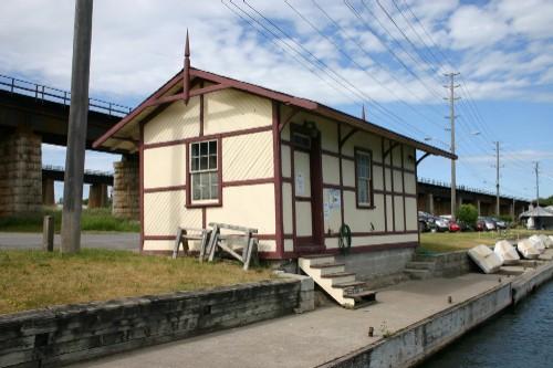 South-west corner with rail lines in background; Susan Schappert, 2007