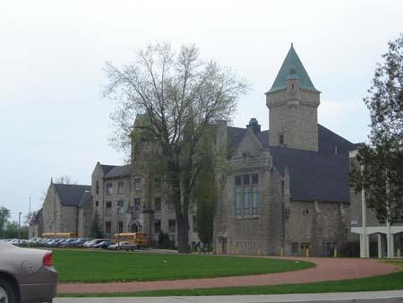 Of note are the north tower and its roofline.; Kayla Jonas, 2007.