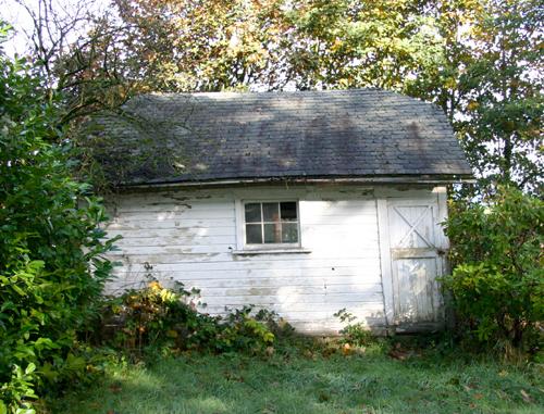 Exterior view of the garage at the Blaney Residence, 2005; District of Pitt Meadows, 2005