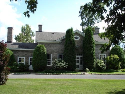 Burritt House; RHI 2006