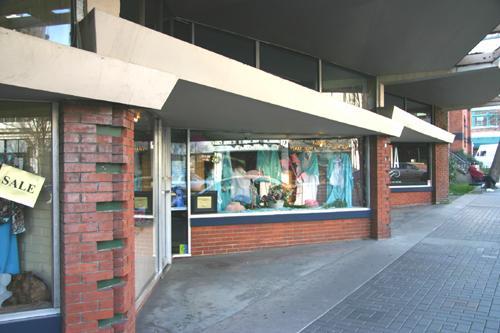 Exterior view of Ballantyne's Florists, 2006; City of Victoria, 2006