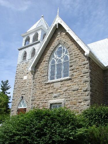 closer view of Manotick United Church; RHI 2006