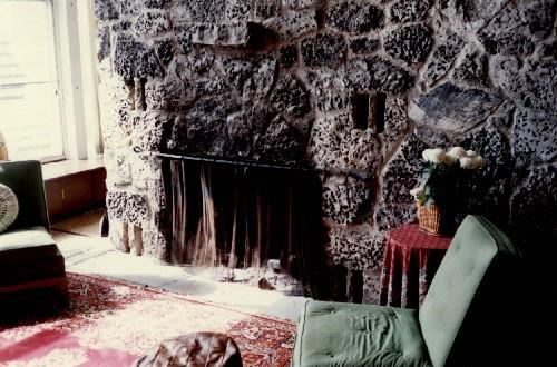 General view of the Cottage, showing the fieldstone chimney, 1989.; Parks Canada Agency / Agence Parcs Canada, S. Lunn, 1989.