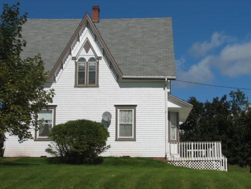 Showing south elevation; Province of PEI, Carter Jeffery, 2008