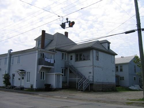 Entrance way to multi-dwelling portion of Rosa Assaff Building; City of Bathurst
