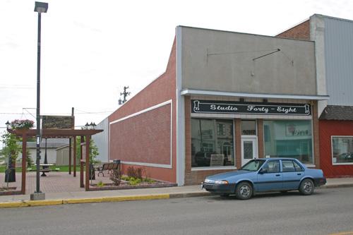 Primary elevation, from the west, of the McCullough Building, Carberry, 2008; Historic Resources Branch, Manitoba Culture, Heritage, Tourism and Sport, 2008