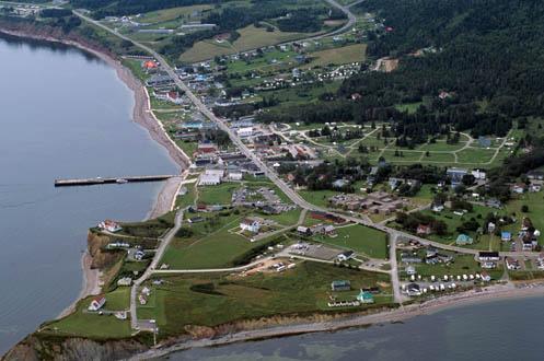 Arrondissement naturel de Percé; Ministère de la Culture, des Communications et de la Condition féminine, Pierre Lahoud, 2004