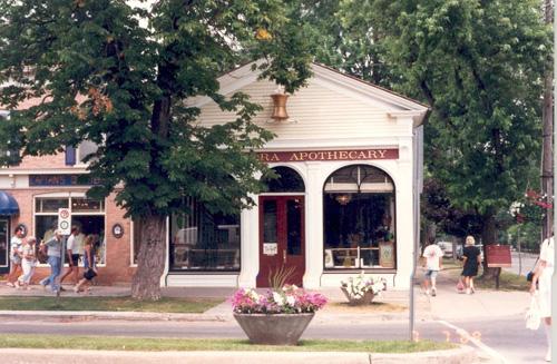 View of the south façade following restoration – 1989; OHT – 1989