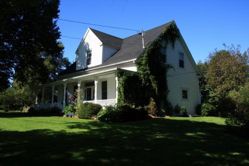 Showing side elevation; Images East Photography, 2008