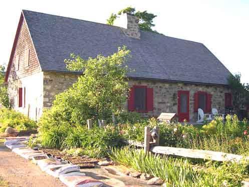 Maison Imbeau; Ministère de la Culture, des Communications et de la Condition féminine, Marie-Claude Côté, 2003