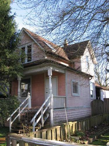 Exterior view of 596 West 18th Avenue; City of Vancouver, 2008