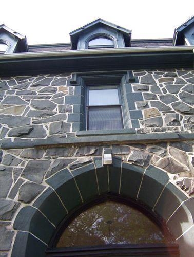 Stone rustication detail, 5355 Russell Street, Halifax, NS, 2008.; Heritage Division, NS Dept. of Tourism, Culture and Heritage, 2008