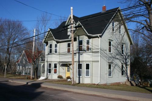 Showing side elevation; Province of PEI, Donna Collings, 2007