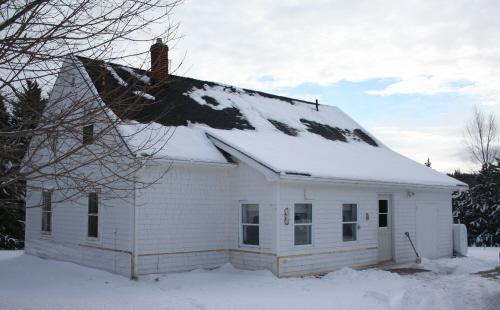 Showing back elevation; Province of PEI, Donna Collings, 2008
