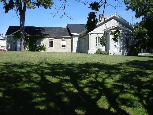 The Registry Office, near the Frontenac County Courthouse in Kingston; RHI 2006