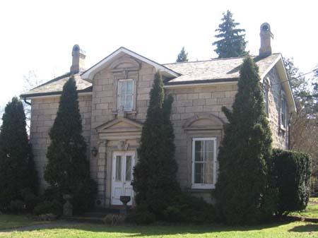 View of the east façade and south elevation of the Bell-Carlton House.; Lindsay Benjamin, 2007.