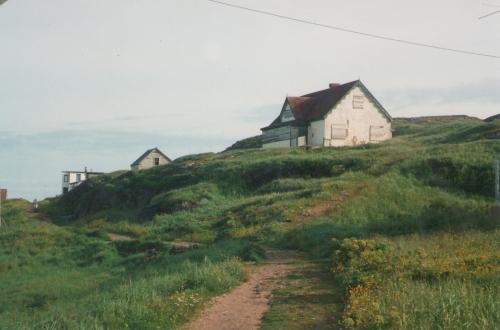 View of Grenfell Cottage within its setting. Photo taken before restoration of building.; HFNL 2008