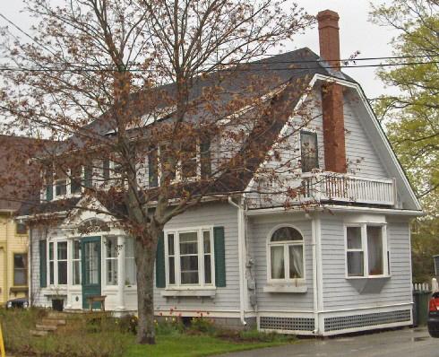 Showing south elevation; City of Charlottetown, Natalie Munn, 2007