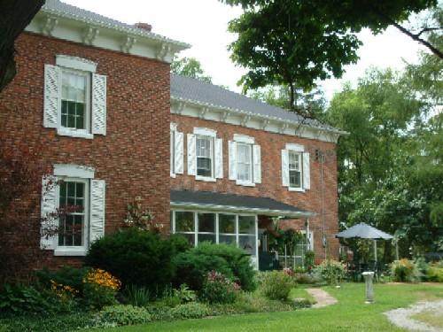 Rear of Dochstader Hotel; County of Haldimand, 2007.