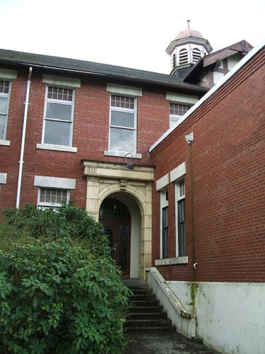 Exterior view of Taylor Manor; City of Vanocuver, 2007