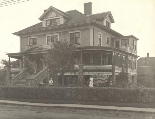 Archive image of J. Leroy Holman House; MacNaught Archives Acc. 018.232