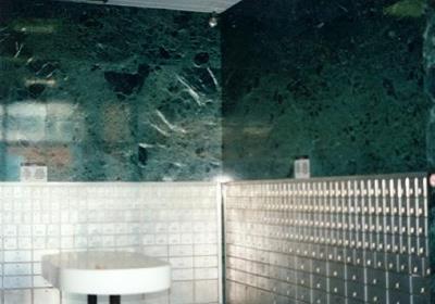 View of the interior of the Government of Canada Building, showing the interior finishes of the lockbox area, 1996.; Parks Canada Agency | Agence Parcs Canada, 1996.
