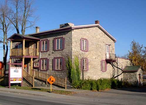 Maison Léon-Dion; Ministère de la Culture, des Communications et de la Condition féminine, Jean-François Rodrigue, 2004