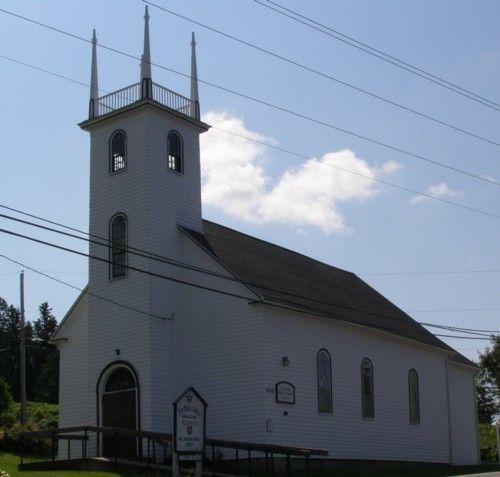 Front elevation with side elevation profile, St. Barnabas Anglican Church, Blandford, Nova Scotia, 2007.; Heritage Division, Nova Scotia Department of Tourism, Culture and Heritage, 2007.
