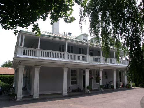 Maison Braemar; Ministère de la Culture, des Communications et de la Condition féminine, Jean-François Rodrigue, 2004