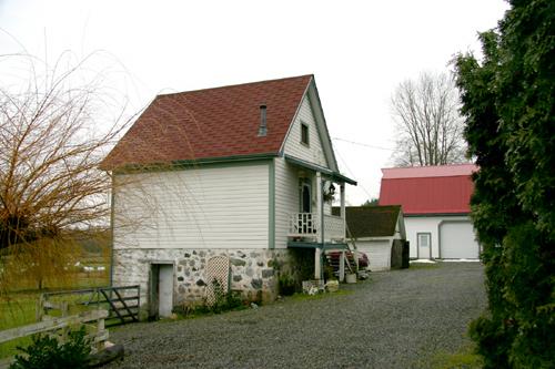 Exterior view of Root House, 2007; City of Surrey, 2007