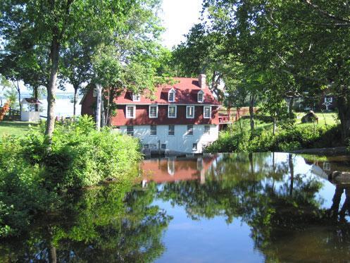 Site du Moulin-de-Beaumont; Ministère de la Culture, des Communications et de la Condition féminine, Jean-François Rodrigue, 2005