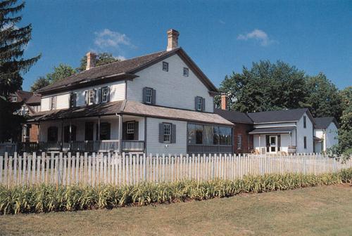 Joseph Schneider Haus National Historic Site of Canada; Parks Canada/Parcs Canada, 1998