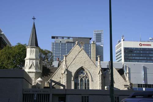 Contextual view, from the east, of Holy Trinity Anglican Church, Winnipeg, 2009; Historic Resources Branch, Manitoba Culture, Heritage and Tourism, 2009