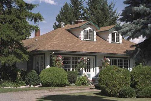 Exterior view of the Cummings House, 2005; City of Kelowna, 2005