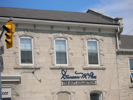 Featured are the segmented arched windows with stone relief.; Lyndsay Haggerty, 2007.