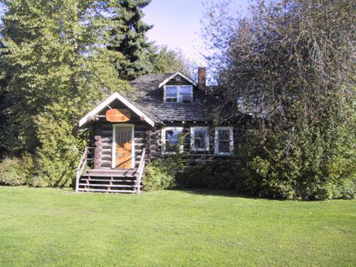 Exterior view of the Cameron House, 2005; City of Kelowna, 2005