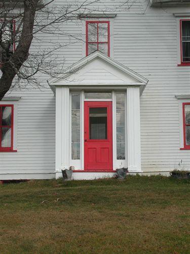 Front entrance, Campbell-Rose House, Strathlorne, Nova Scotia, 2002.; Inverness County Heritage Advisory Committe, 2002.