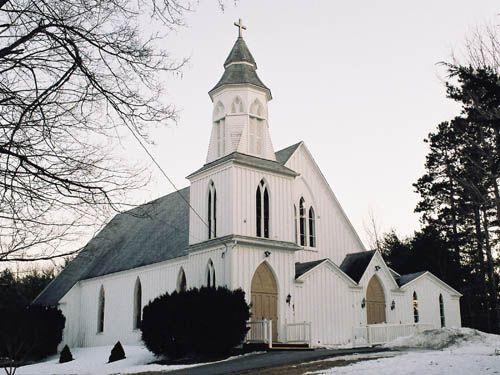 View from Alexandra Ave, Holy Trinity Anglican Church, Bridgewater, NS, 2009.; Heritage Division, NS Dept. of Tourism, Culture and Heritage, 2009