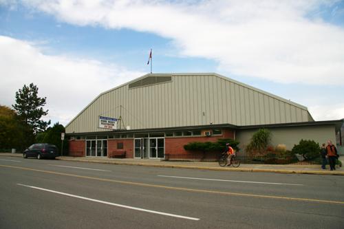 Exterior view of the Memorial Arena, 2007; City of Kamloops, 2007