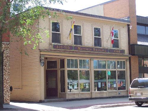 514-516 Queen Street - east side of Morrison Building showing narrow alley to side of structure; City of Fredericton