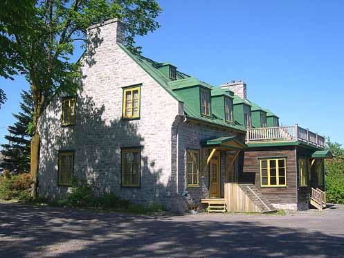 Maison Gore; Ministère de la Culture, des Communications et de la Condition féminine, Marie-Claude Côté, 2003