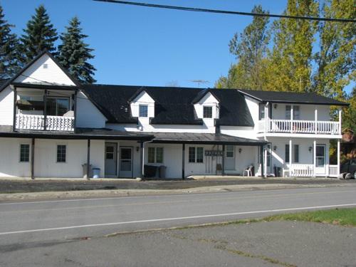 Photo of the right side taken from the Caisse Populaire parking lot; Madawaska Planning Commission