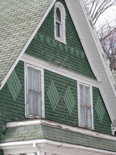 Showing diamond shingle patterns; Wyatt Heritage Properties, 2009