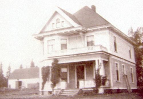 Archive image of house, 1919; Maurice Tugwell Collection