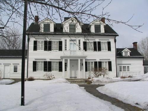 General view of Billings House, showing the main façade, 2006.; Agence Parcs Canada / Parks Canada Agency, M. Schwartz, 2006.