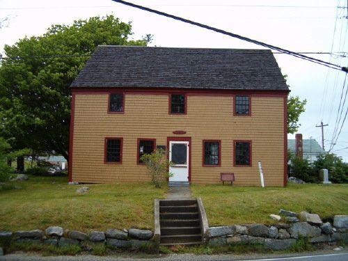 Old Meeting House, Barrington, front elevation, 2004.; Heritage Division, NS Dept. of Tourism, Culture and Heritage, 2004