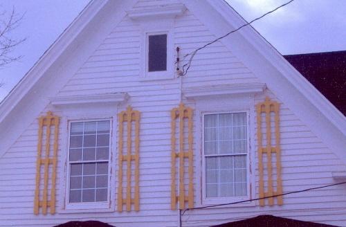 Showing detail of hood moulding above windows; Alberton Historical Preservation Foundation, 2008