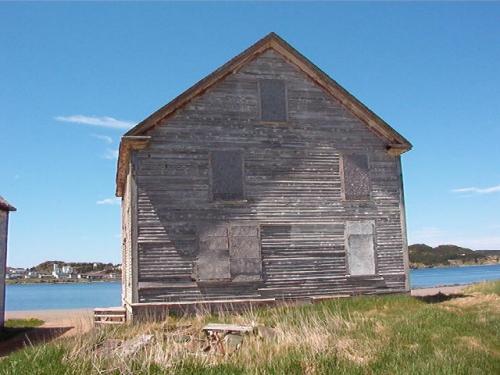 View of the rear facade, Ashbourne Office.  Note proximity to the harbour.  Photo taken June 2007.; Sid Woolfrey/ HFNL 2007
