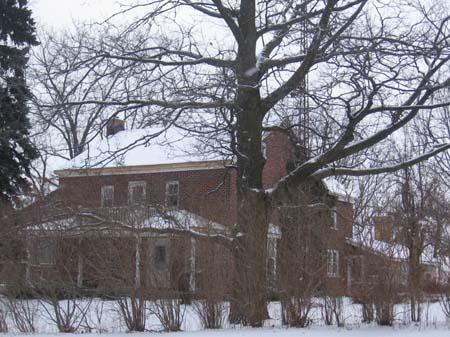 View of the entire Steckle farmhouse including the length of the summer kitchen to the rear, 2007.; Lindsay Benjamin, 2007.